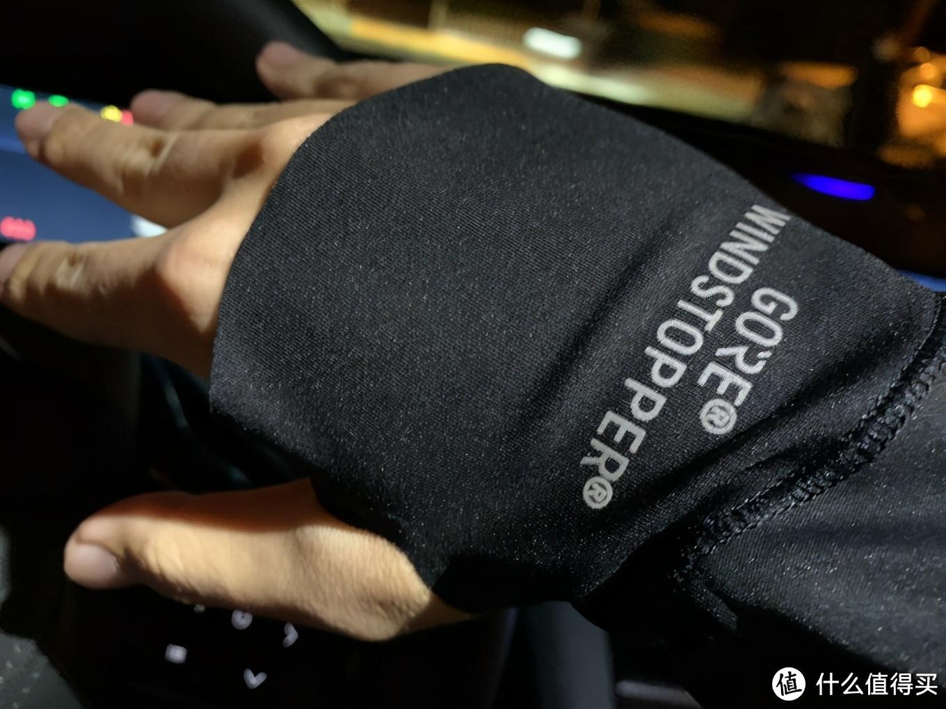 安德玛手套怎么清洗_安德玛手套真假辨别_安德玛健身手套怎么样