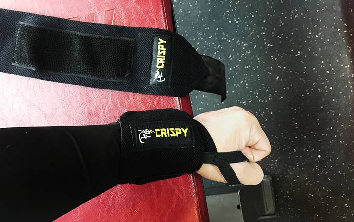 手套味道健身有效果吗_健身手套有味道_手套味道大