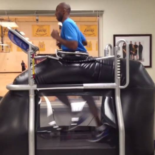 kaiyun官方网app下载app 科比今夏启用神秘仪器 队医坚信飞侠打揭幕战