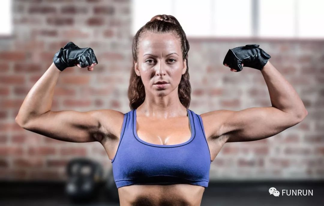 健身手套松一点_健身手套松点好还是紧点好_健身手套大了怎么办