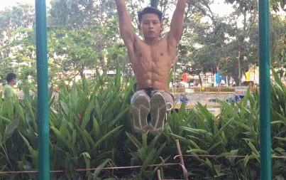 练单杠的好处和坏处_练单杠的正确方法_单杠 练习