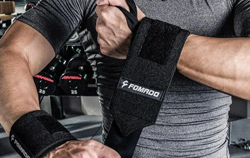 健身要带手套吗_健身手套有必要买带束带的么_手套健身带要洗吗