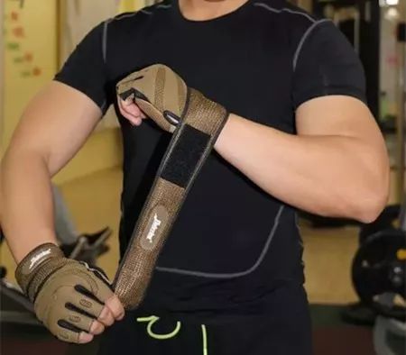 健身手套新鲁鹰_新鲁鹰手套_harbinger健身手套