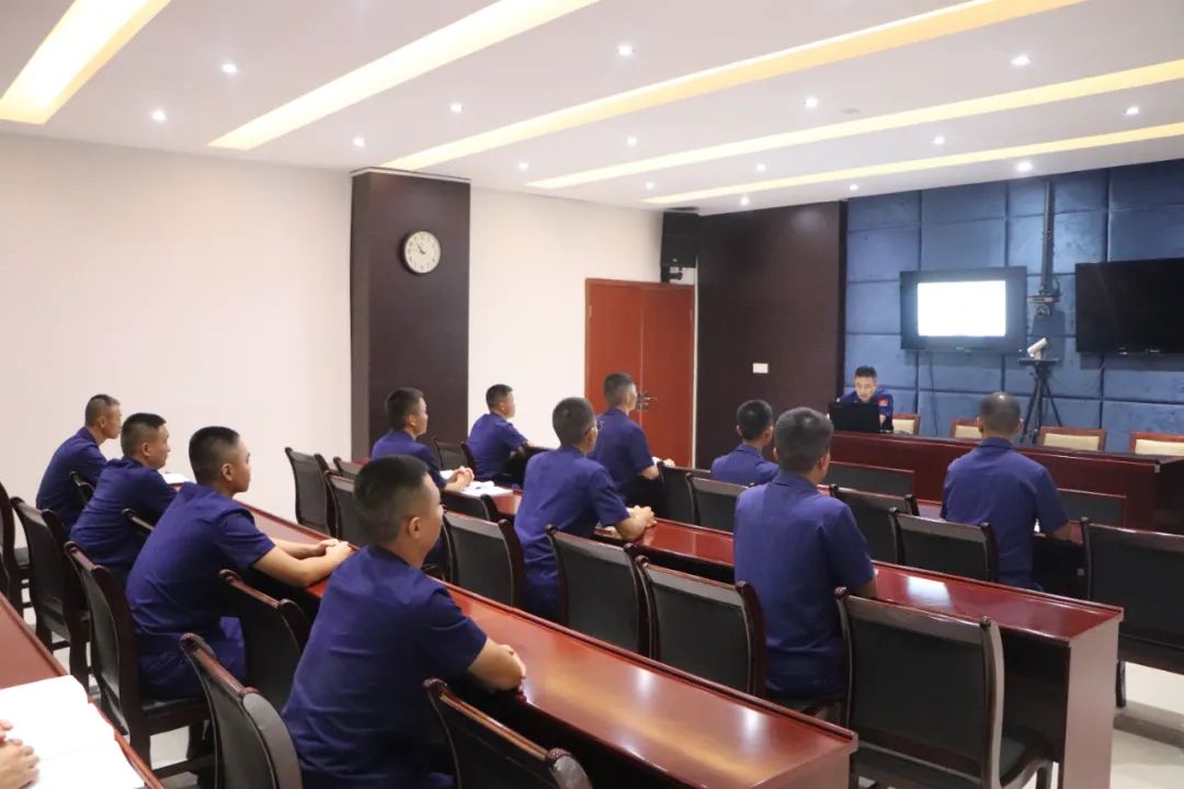 三人站综合训练器_三人站综合训练器安装视频_三人站综合训练器使用方法