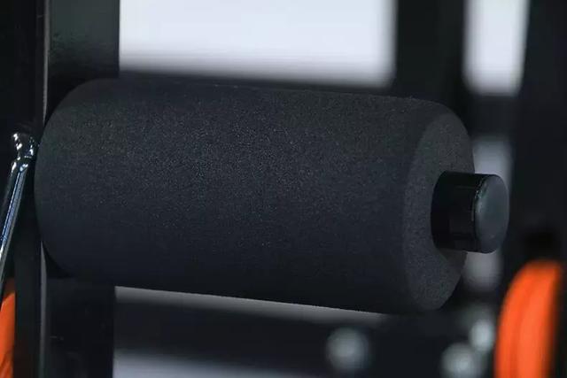 三人站综合器械怎么用_三人站综合训练器安装_三人站健身器材使用图解