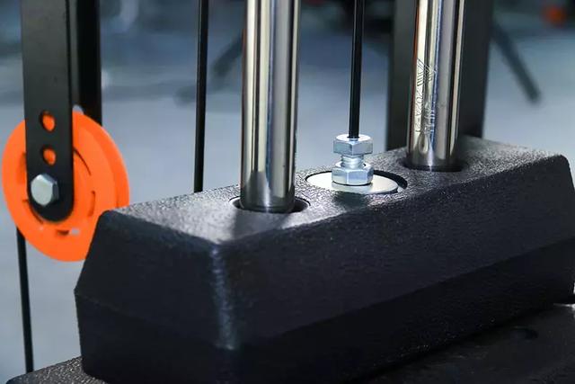 三人站健身器材使用图解_三人站综合器械怎么用_三人站综合训练器安装