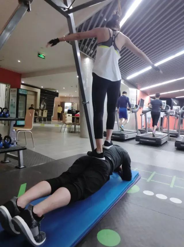 最好的健身手套品牌_健身手套排名_手套健身品牌好的有哪些