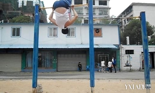 练单杠的好处和坏处_单杠三练习_初练单杠视频