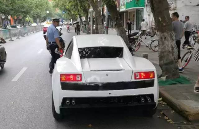 中新网娱乐滚动新闻_滚动新闻新浪网_滚动新闻app