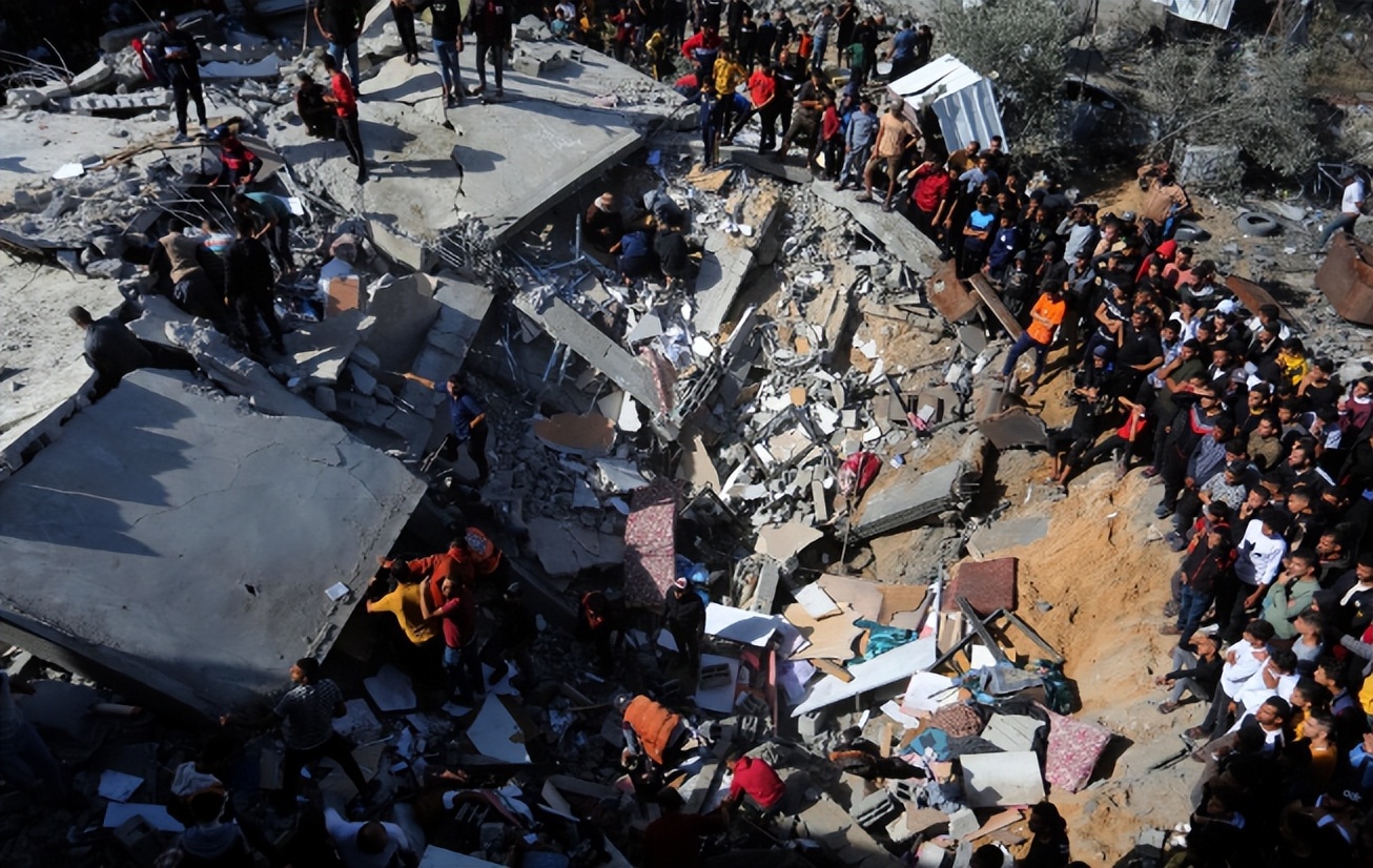 央视战地记者_央视战地女记者_央视战地记者