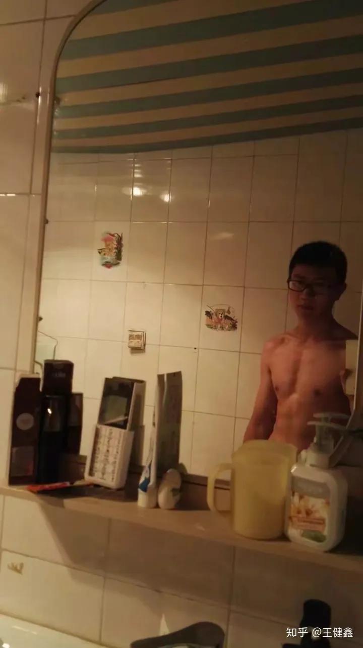 手套健身护腕图片_健身手套护腕什么牌子好_健身手套护腕