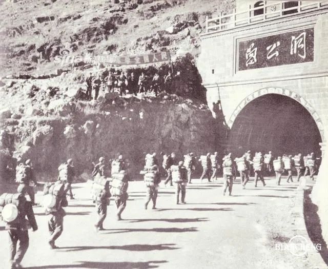 踩水入门教程_练习踩水_初学者踩水教学视频