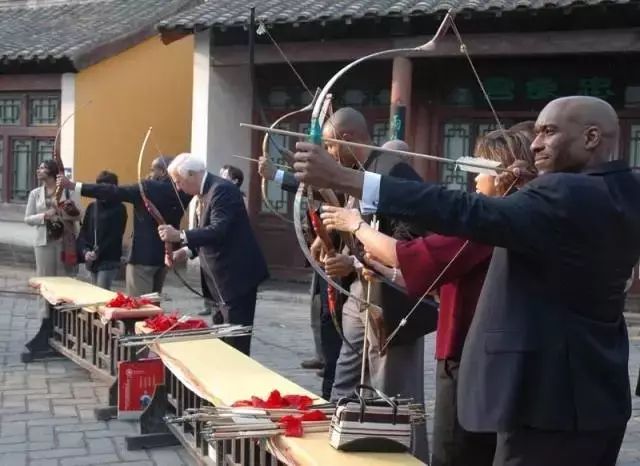 国学经典新闻稿_关于国学的新闻报道_国学电视新闻稿