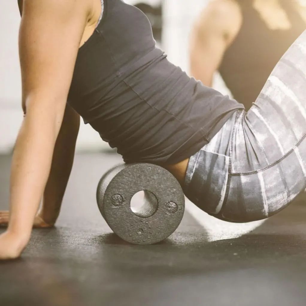 健身手套怎么选择_健身手套选择大一点还是小一点_手套健身选择什么材质