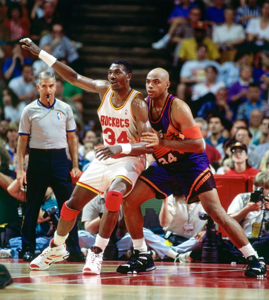 背身单打历史球员_nba怎样练习弹跳_背身技术NBA演变