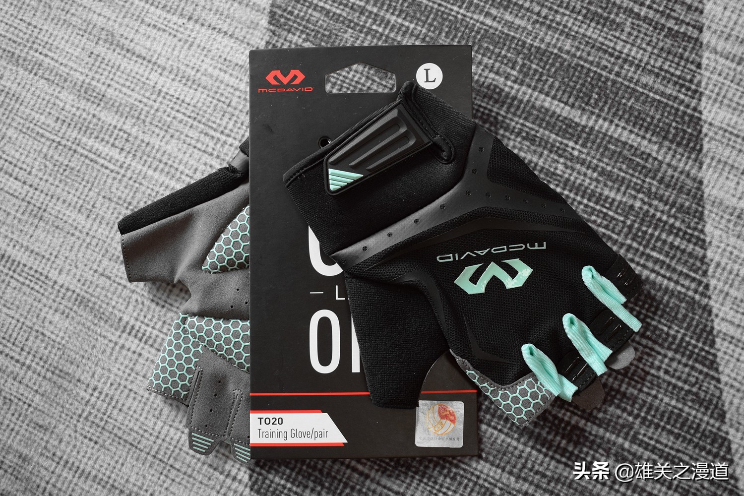 开元ky888棋牌官方版 撸铁戴手套，你以为只是为了防止磨出老茧？