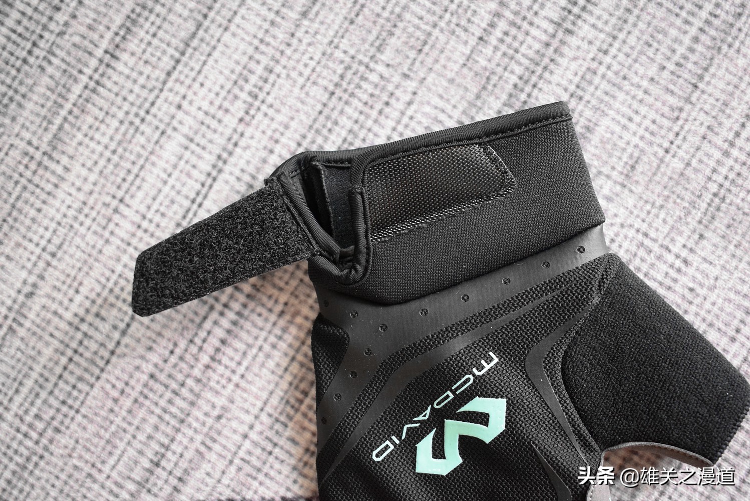 _专业健身手套_ 迈克达威T020运动手套评测 