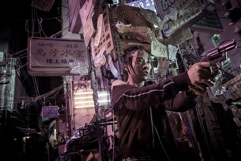 开元棋官方正版下载 疯癫，类型稀缺的年度佳作