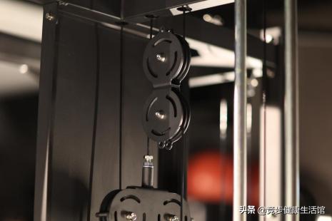 综合训练器各个功能名称_多功能综合训练器_综合训练器训练计划