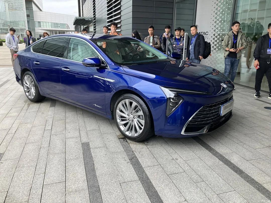 别克君越座椅特点_2025款别克君越配置_2025款别克新君越产品知识操作练习表