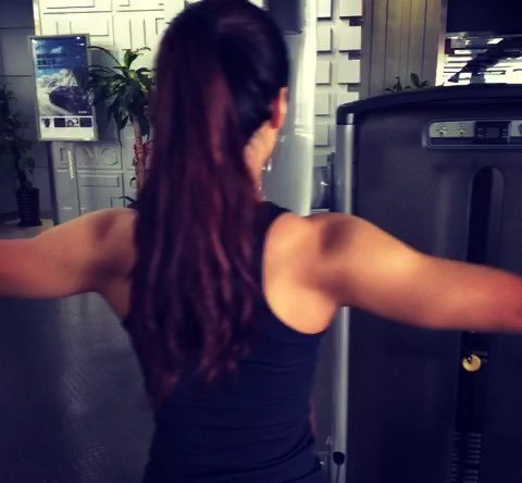 开元棋盘财神捕鱼官网版下载2023 蝴蝶机如何使用，健身房蝴蝶机使用图文教程