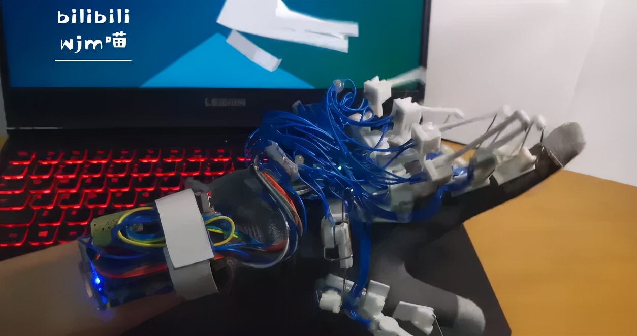 开元ky888棋牌官网版 成本不到100块！国内VR爱好者自制VR手套