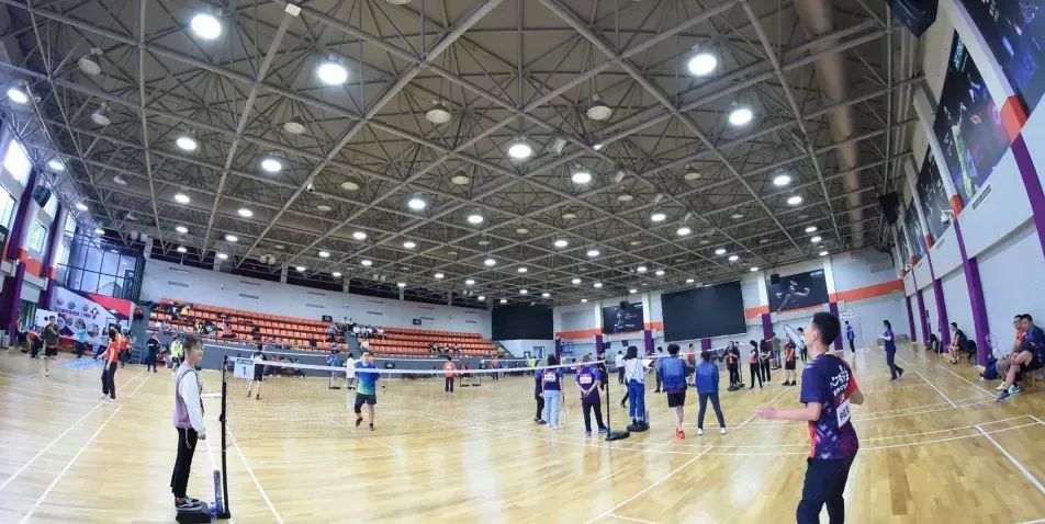 飞鸟器材标准姿势_大飞鸟综合训练器_飞鸟训练器肌肉示意图