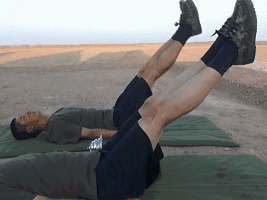 军营健身训练方法_肌肉男健身技巧_综合训练器 胸肌