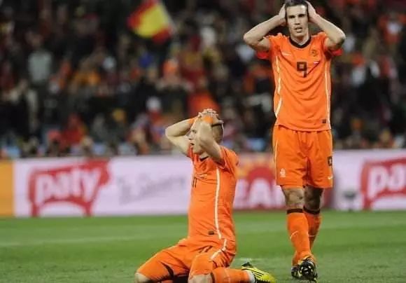 无冕之王荷兰_无冕之王荷兰悲情史_卫冕之王荷兰