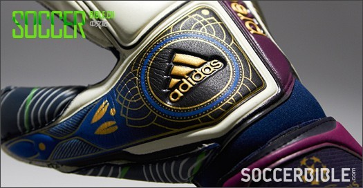 冠军联赛版 Predator Pro 手套- 守门员