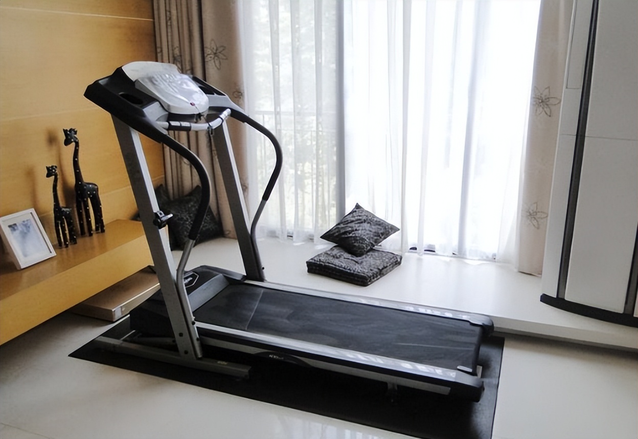 跑步机常见故障维修技巧_wnq跑步机f1—1000c皮带_跑步机电源问题解决方法