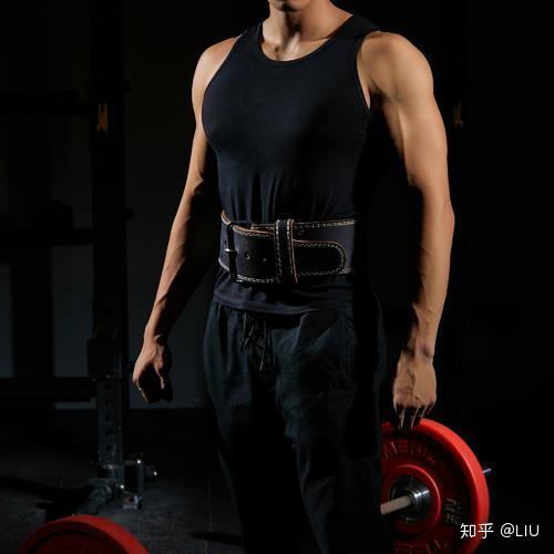 健身手套是否需要_健身手套紧点好吗_健身护具使用心得