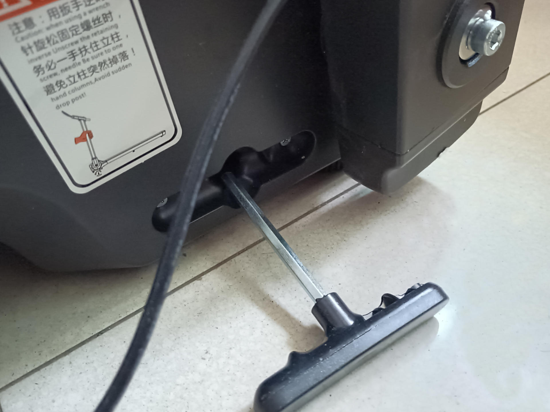 华为HiLink亿健Pro家用静音折叠智能跑步机_家用跑步机十大名牌是什么,跑步机什么牌子好?_可折叠静音跑步机推荐