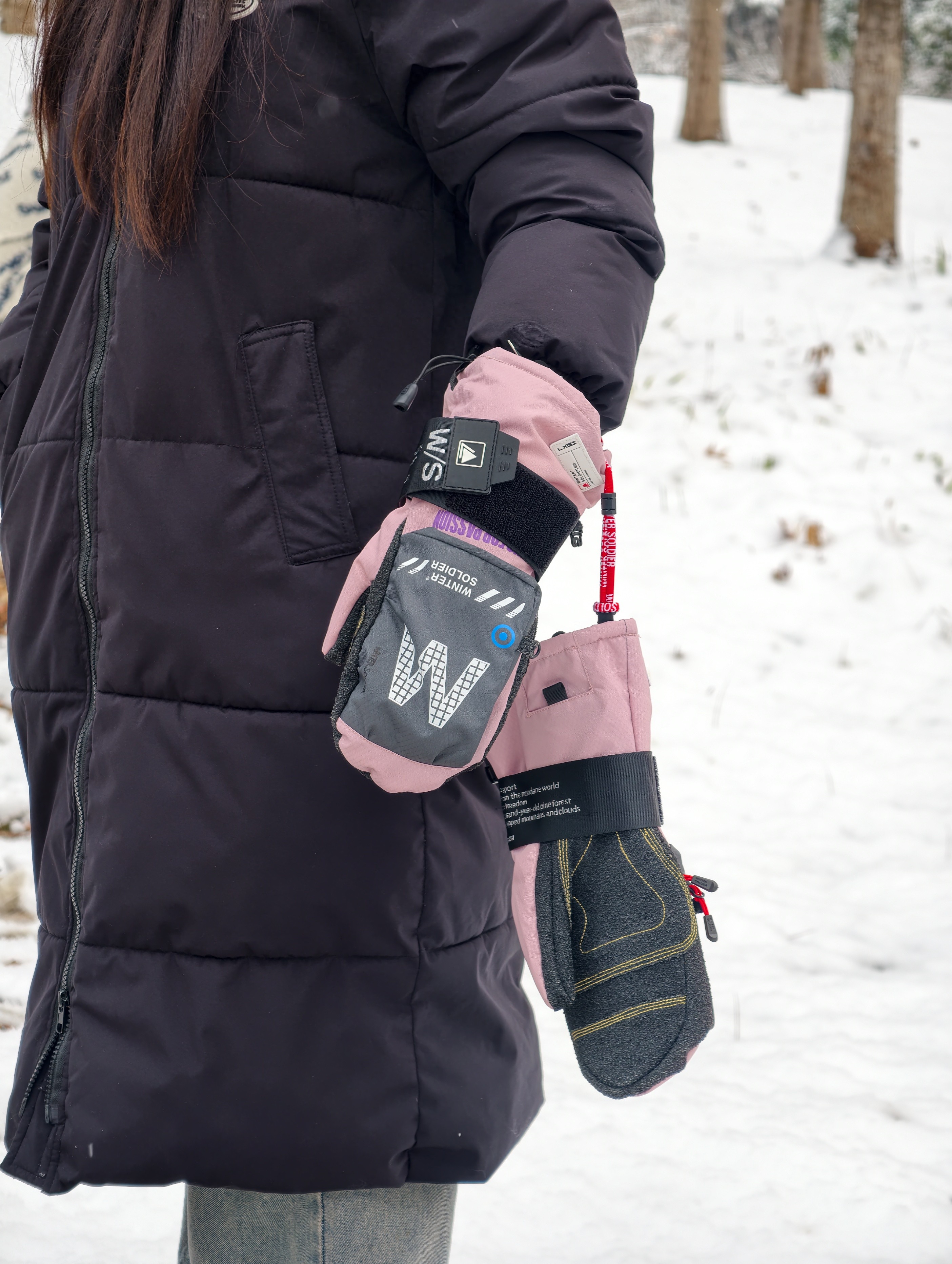 新门内部资料免费查询 专业刻滑手套选购指南：凯夫拉材质五大头部品牌深度测评